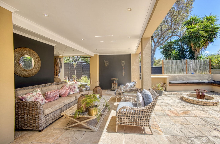 4 Bedroom Property for Sale in Bonnie Doone Eastern Cape